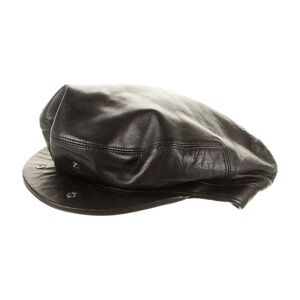 Black Gucci paperboy hat- late 90s early 2000’s